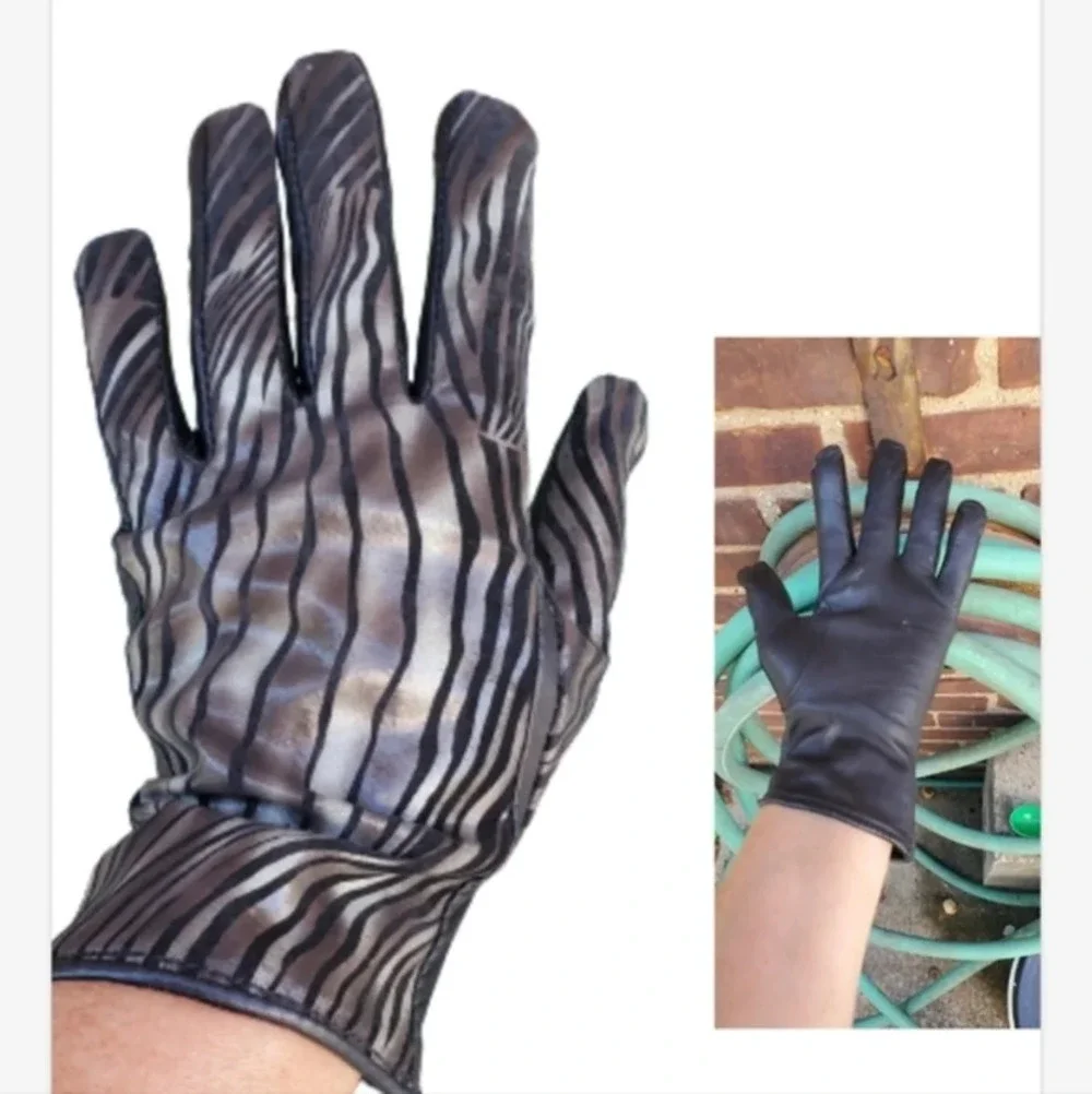 Metallic‎ Leather Gloves M